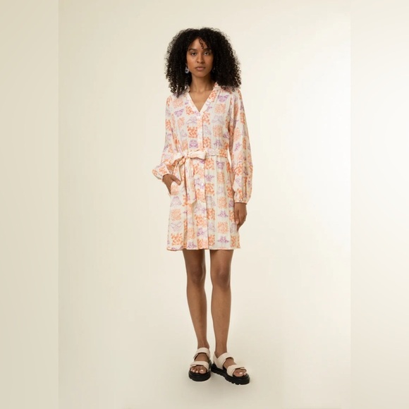 FRNCH Mandy Le Zoo Butterfly Print Belted Mini Shirt Dress Size Medium - Picture 2 of 8